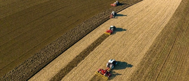 PÖTTINGER: Umsatzwachstum im Wirtschaftsjahr 2022/2023, Highlights in der Kulturpflege, neue Videos