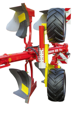 Dual depth wheel - pneumatic tyre, hydraulically adjustable