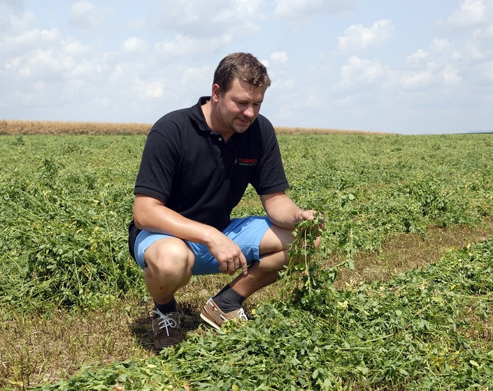 Large farm in Czech Republic relies on PÖTTINGER PÖTTINGER Australia