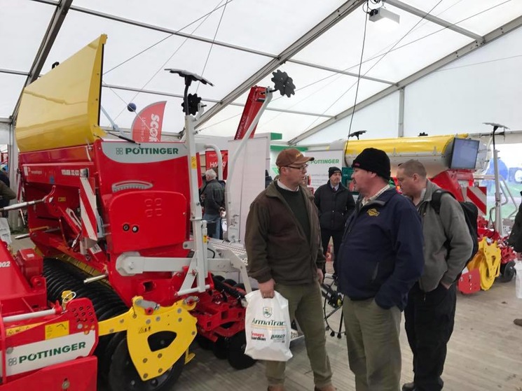 LAMMA Show (UK): Großes Aufgebot an PÖTTINGER Maschinen 