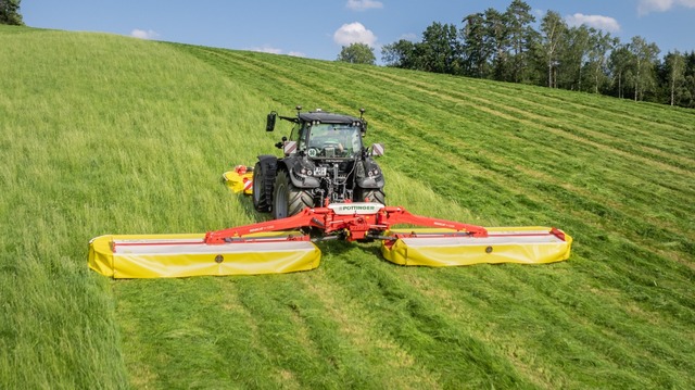 Širokozáběrová disková žací kombinace NOVACAT H 11200 Širokozáběrová disková žací kombinace NOVACAT H 11200