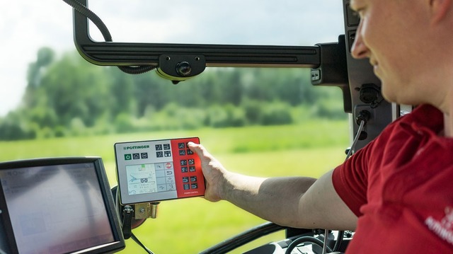 New terminal for ISOBUS capable machines: POWER CONTROL
