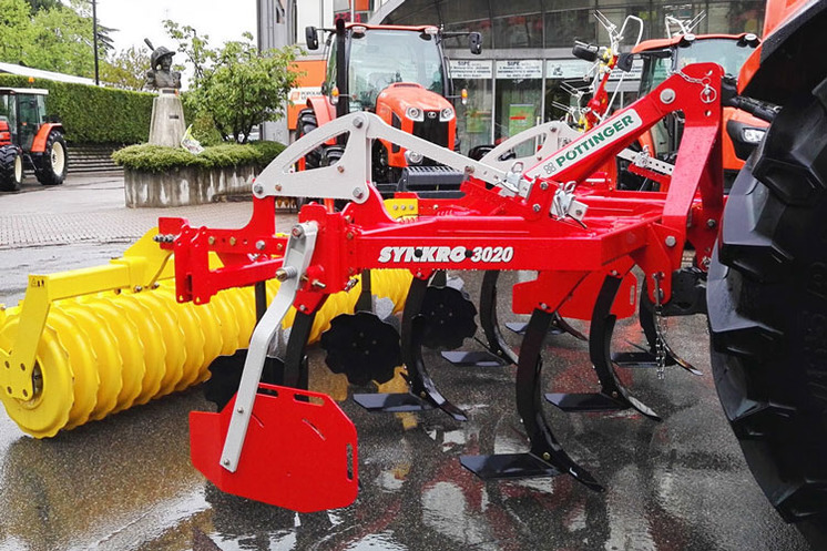 La Motoagricola espone PÖTTINGER ad Oleggio