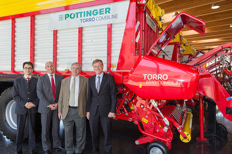 Australian ambassador visits PÖTTINGER