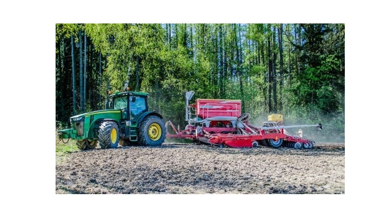 Pneumatický secí stroj s přihnojováním TERRASEM C8 FERTILIZER