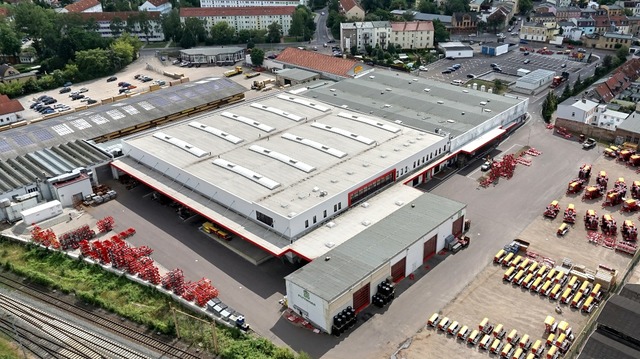 Čtvrt století inovací a přesnosti