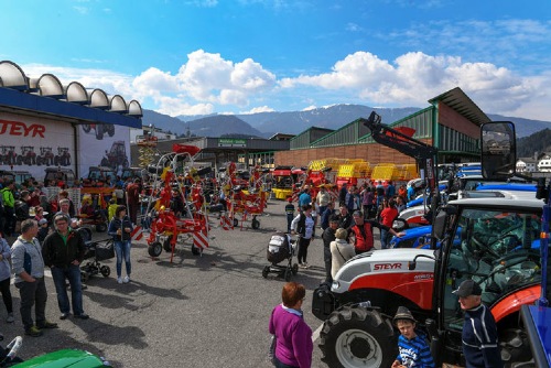 12a edizione del Porte Aperte primaverile di Brunico