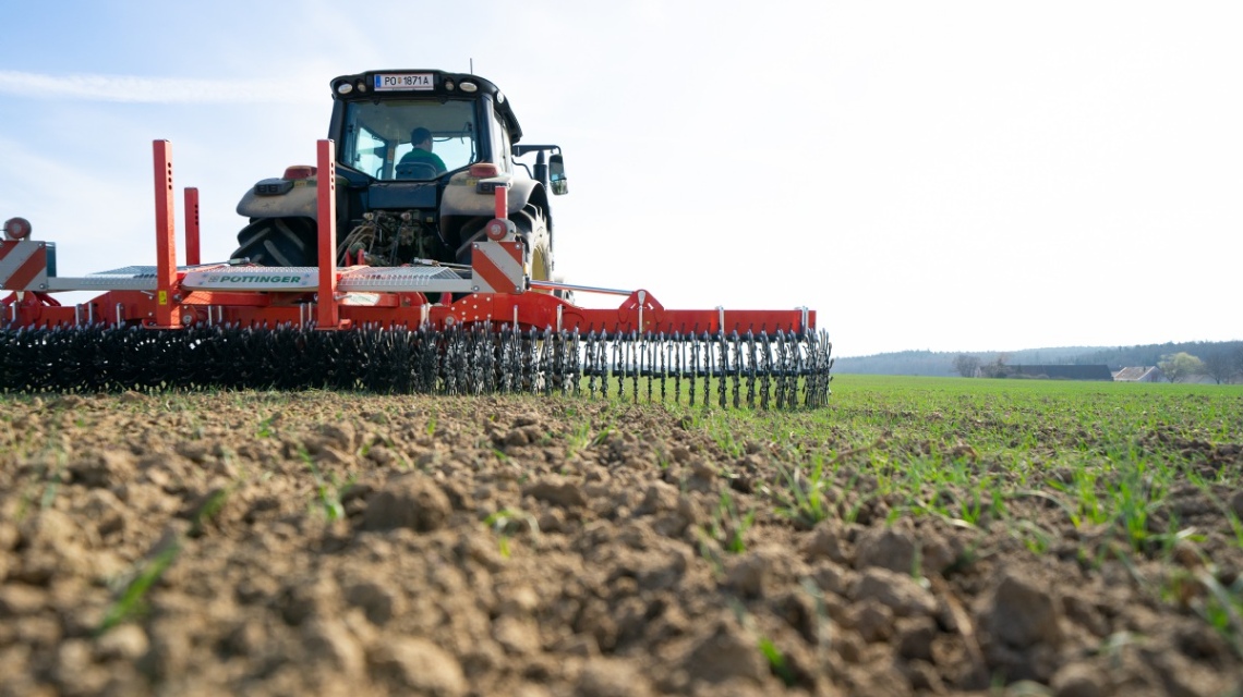 PÖTTINGER launches mechanical crop care range