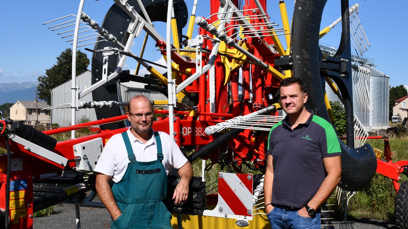 Pöttinger TOP 882 C – krmivo bez nečistôt Pöttinger TOP 882 C – krmivo bez nečistôt