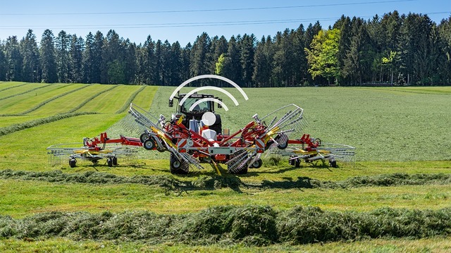 Smart vernetzt mit PÖTTINGER CONNECT 
