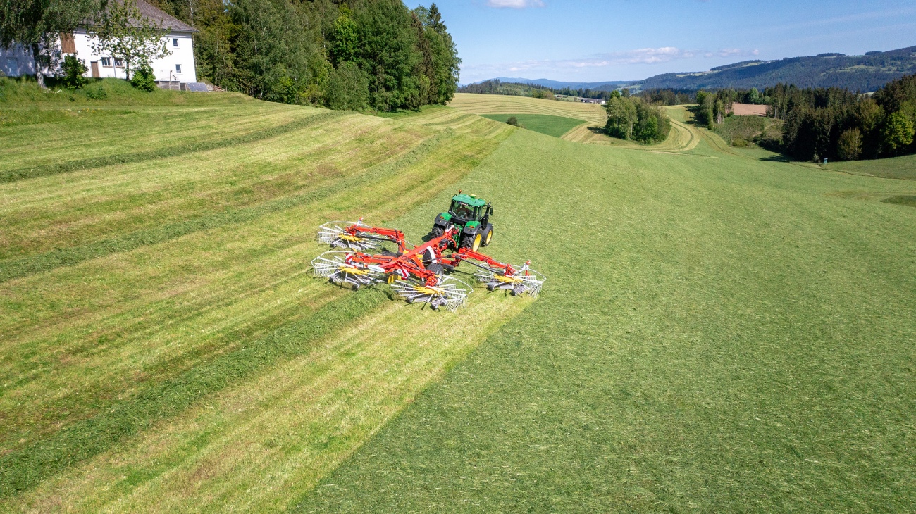 PÖTTINGER TOP VT 12540 C rake PÖTTINGER TOP VT 12540 C rake