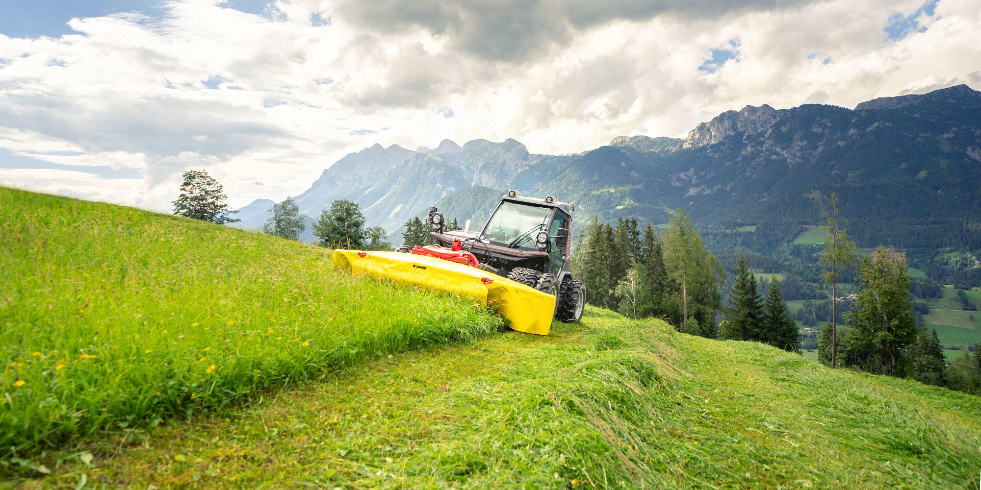 NOVACAT F ALPIN Frontmähwerke