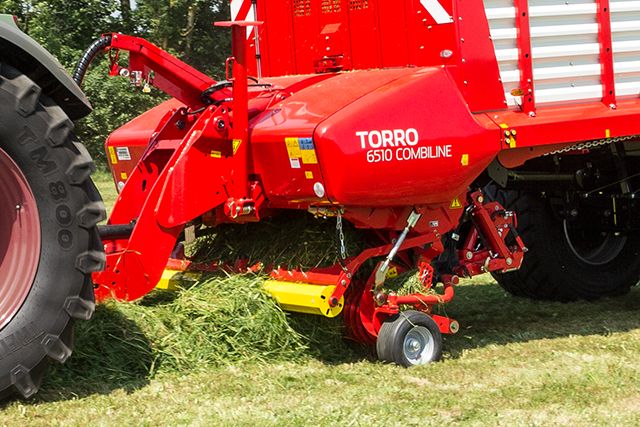 High performance pick-up with 6 rows of tines