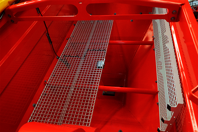 Generous seed hopper for high output