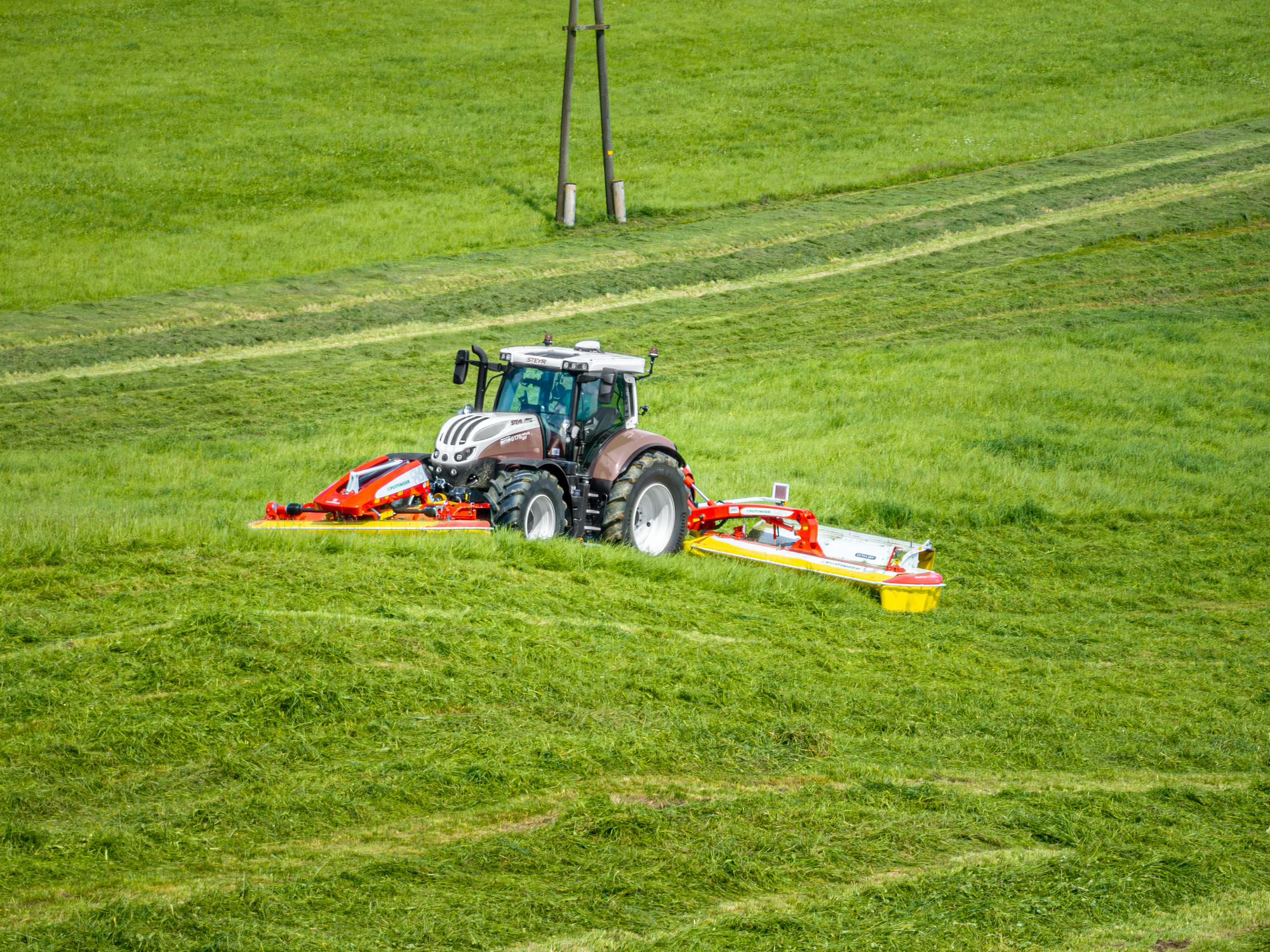 NOVACAT_V_10000_ED_NOVACAT_301_ALPHA_MOTION_PRO_ED_Steyr_D67_SAT.jpg